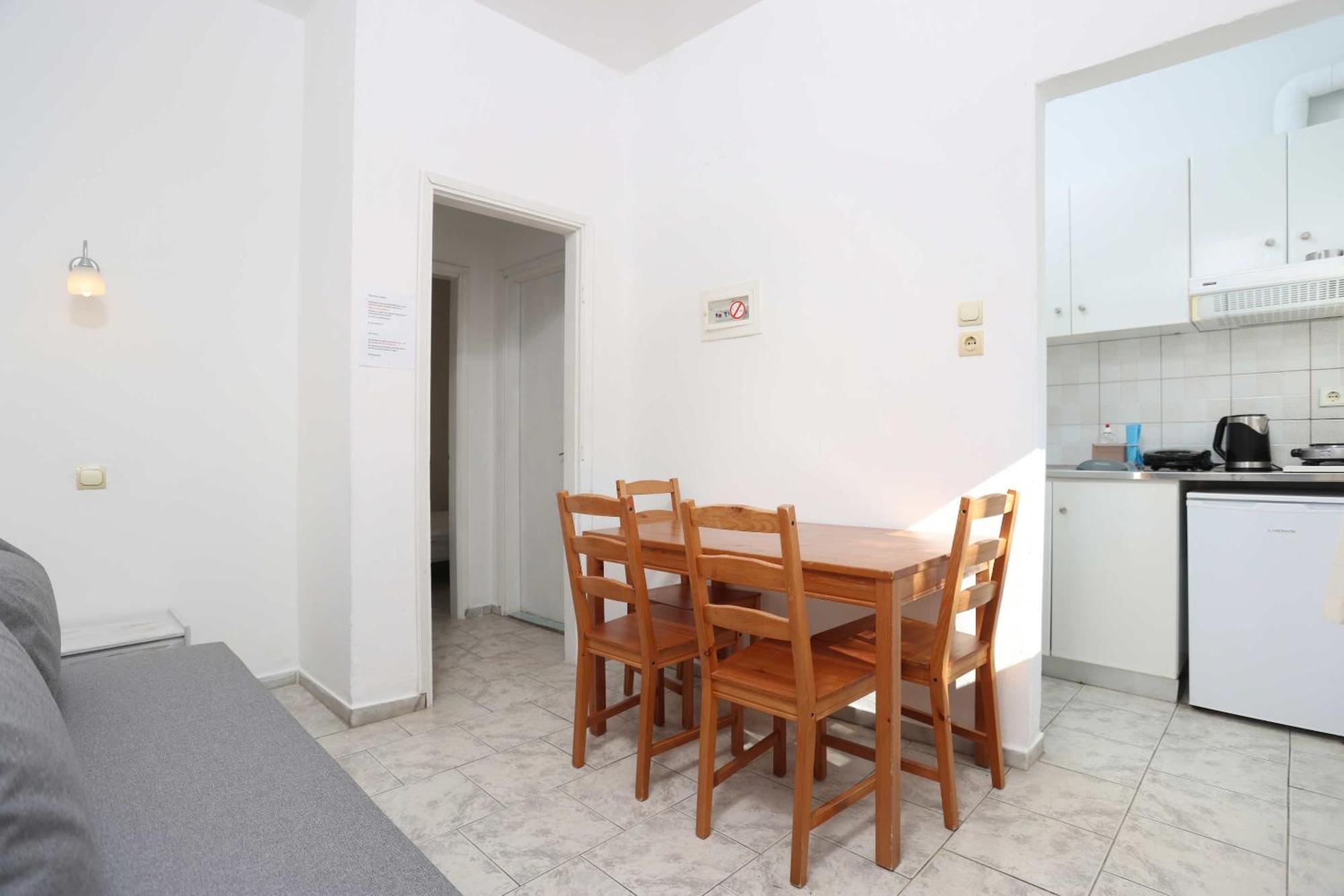 Spanos Apartments Anna'S Lodge 폴리크로노 외부 사진